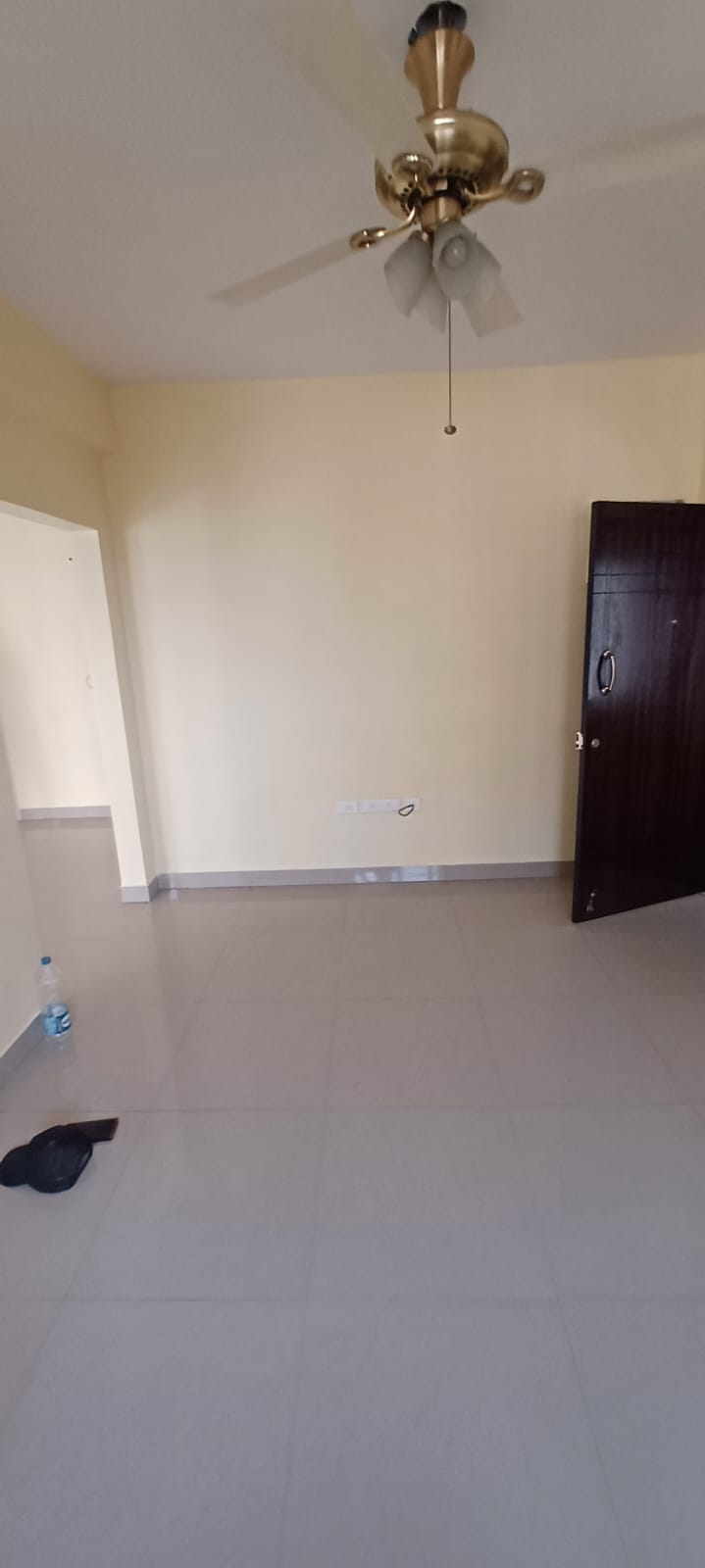 2 BHK Apartment For Sale in Rainbow Vistas