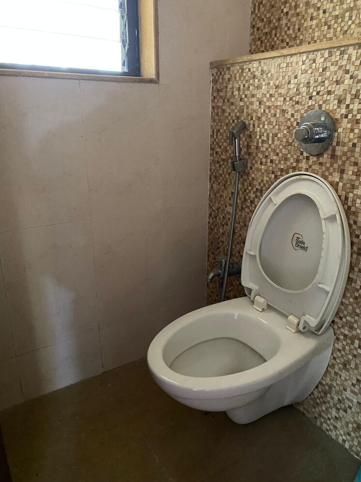 Bathroom, lodha-palava-city-lakeshore-greens 1 Bedroom 720 Sq.Ft. Apartment In Dombivli East Thane 8060522