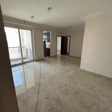 Room in 2.5 BHK Apartment at Amrapali Riverview, Amrapali Leisure Valley – for Rent