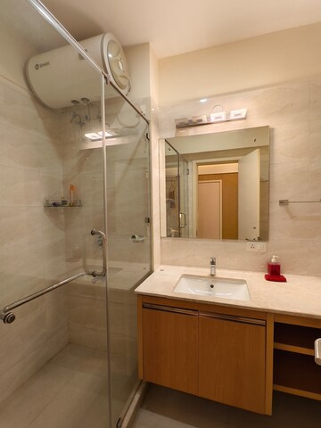 Bathroom in 4 BHK Apartment at DLF Riverside, Vytilla – for Sale