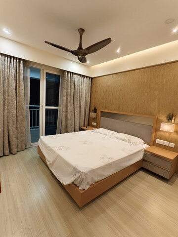 Bedroom in 4 BHK Apartment at DLF Riverside, Vytilla – for Sale