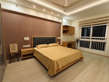 Bedroom in 4 BHK Apartment at DLF Riverside, Vytilla – for Sale