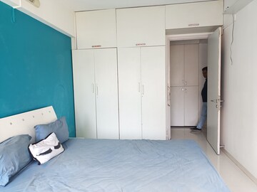 Room in 2 BHK Apartment at Group Seven Rushi Heights, Goregaon East – for Sale