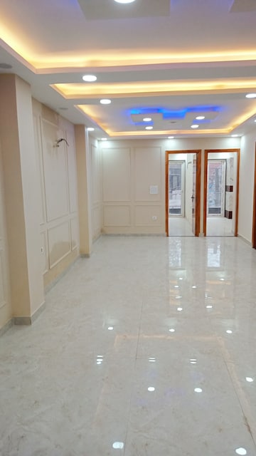 Commercial Co-working Space 150 Sq.Ft. For Resale in Baba Colony Delhi  8060818