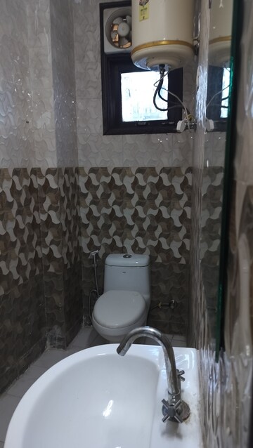 Bathroom in 2 BHK Builder Floor at Ignou Road – for Rent