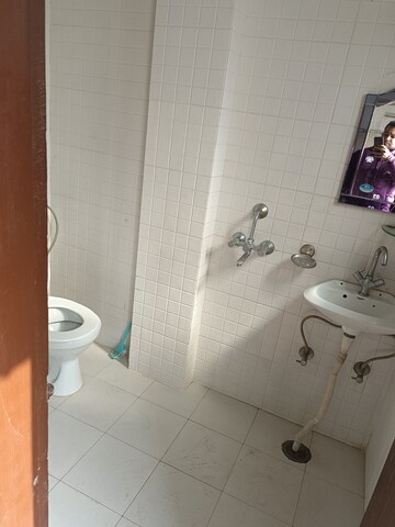 Bathroom in 1 RK Builder Floor at Ansal Sushant Lok I, Sector 43 – for Rent