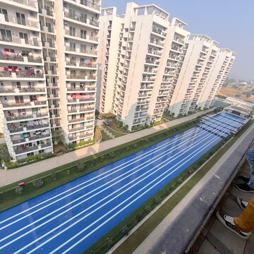 3 BHK Apartment For Rent in Central Park Lake Front Towers, Sohna Sector 33