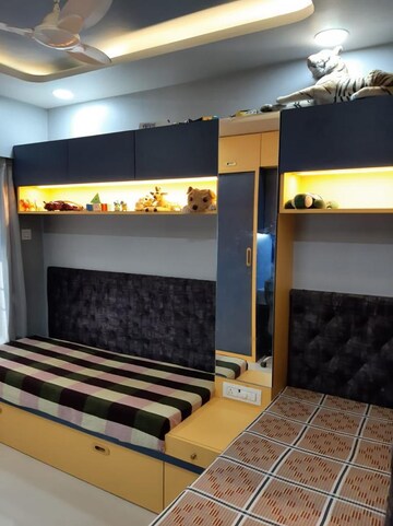 Team Area in 3 BHK Apartment at Ashwamedh Ashwa Platinum, Mulund West – for Sale