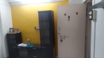 Furnished Amenities in 1 BHK Apartment at New Mhada Tower, Malad West – for Sale