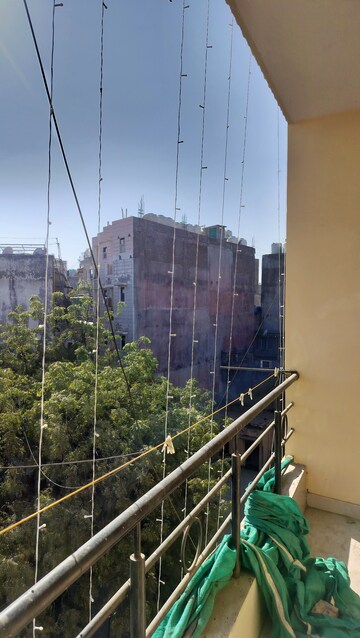 Balcony in 1 BHK Builder Floor at Ignou Road – for Rent
