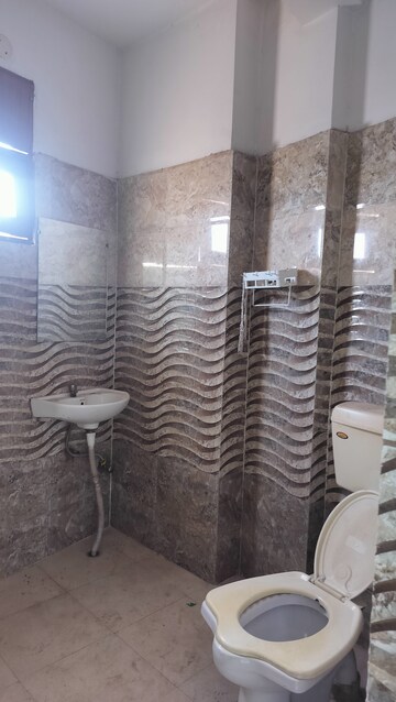 Bathroom in 1 BHK Builder Floor at Ignou Road – for Rent