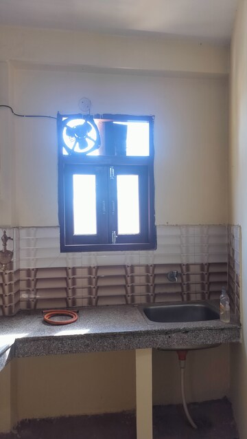 Kitchen in 1 BHK Builder Floor at Ignou Road – for Rent