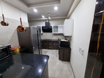 Living Room in 3 BHK Builder Floor at Ansal Sushant Lok I, Sector 43 – for Rent