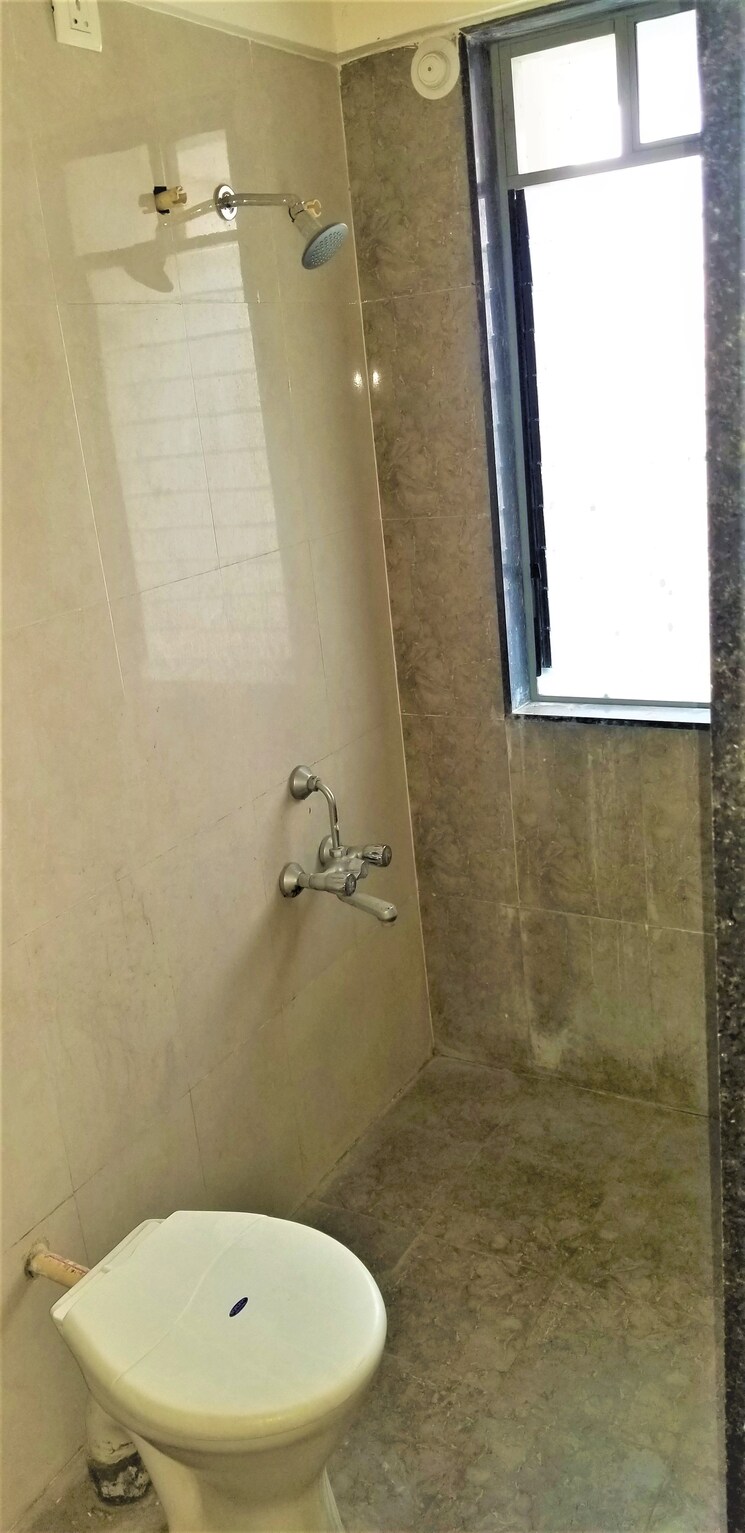 Bathroom, rama-erande-amrutvel-greens 2 Bedroom 925 Sq.Ft. Apartment In Sinhagad Road Pune 8060855