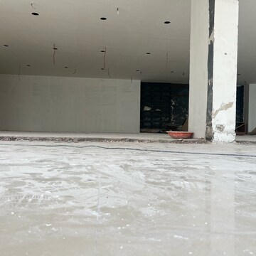 Room in  Shop at Jubilee Hills – for Rent
