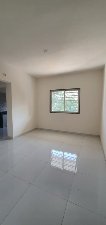 Room in 1 BHK Apartment at Vardhaman Township, Hadapsar – for Sale