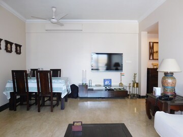 Kitchen in 2 BHK Apartment at Sheth Golden Willows, Mulund West – for Sale