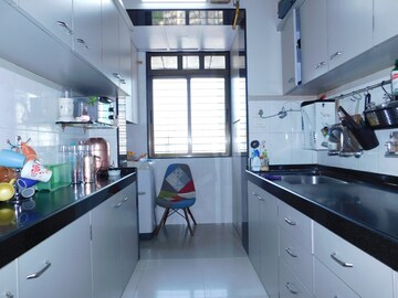 Kitchen in 2 BHK Apartment at Sheth Golden Willows, Mulund West – for Sale