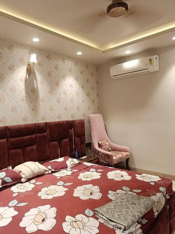 Bedroom in 4 BHK Builder Floor at Saket – for Rent
