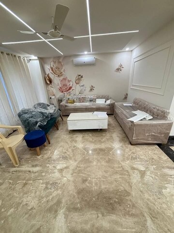 2 BHK Builder Floor For Rent in Saket
