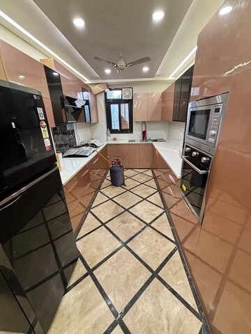 Master Bedroom in 2 BHK Builder Floor at Saket – for Rent
