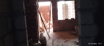 Room in 1.5 BHK Apartment at Behala Chowrasta – for Sale