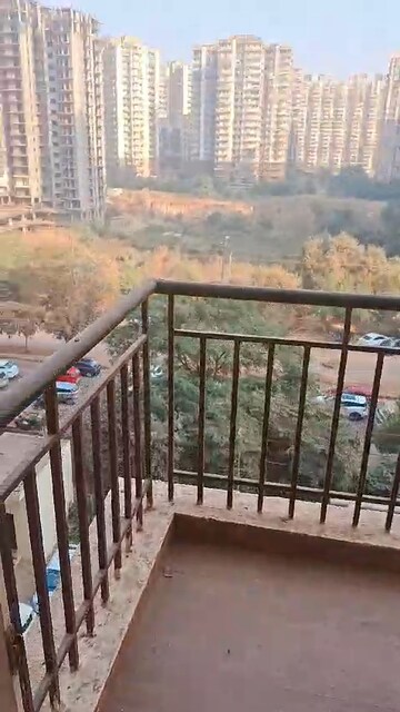 Balcony in 3 BHK Apartment at Sector 4, Greater Noida – for Rent