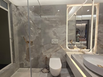 Bathroom in 2 BHK Apartment at Kalpataru Parkcity, Kolshet Road – for Sale
