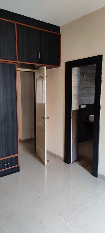 Building Lobby in 2 BHK Apartment at Gomti Nagar – for Rent