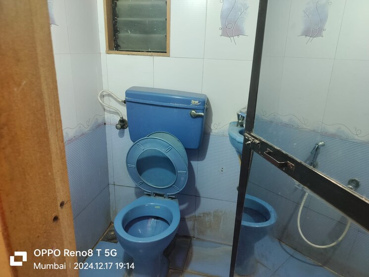 Bathroom, galaxy-classique 1 Bedroom 625 Sq.Ft. Apartment In Goregaon West Mumbai 8061047