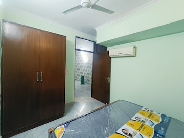 Bedroom in 1 BHK Penthouse at Malviya Nagar – for Rent