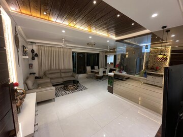 2 BHK Apartment For Sale in Kalpataru Parkcity, Kolshet Road