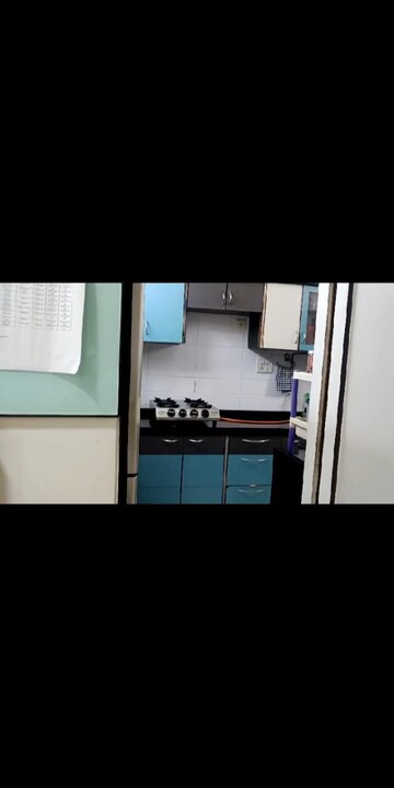 Room in 2 BHK Apartment at Mount View Mulund, Mulund West – for Sale