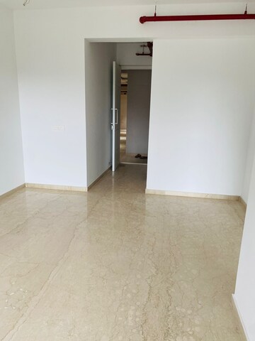 Room in 2 BHK Apartment at Kanakia Silicon Valley, Powai – for Rent