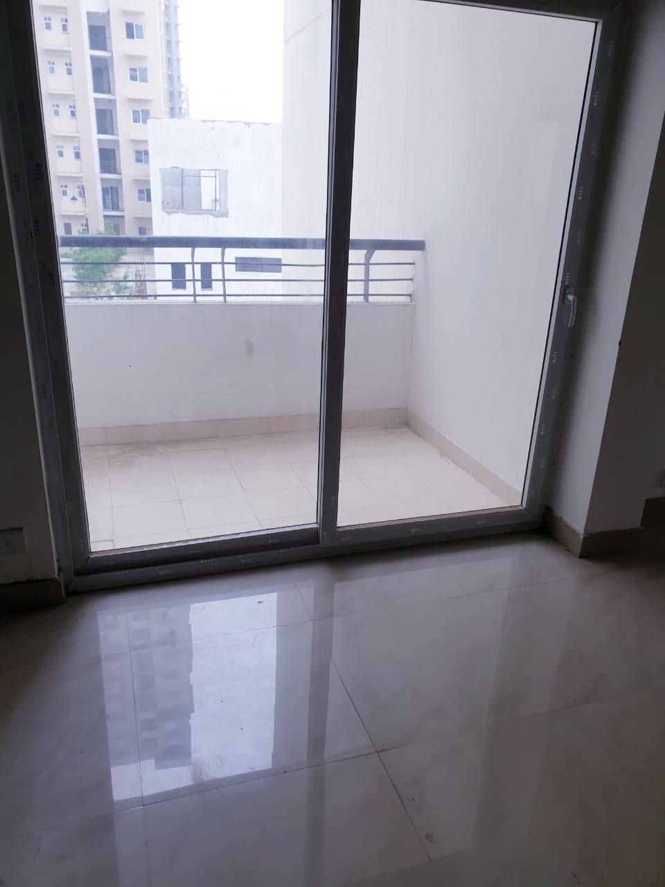 2.5 BHK + Pooja Room Apartment For Sale in Nirala Aspire