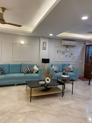 Gym in 3 BHK Builder Floor at Super Mart 1, Sector 27 – for Rent
