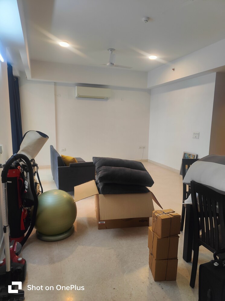 Living Room, dlf-the-primus 3 Bedroom 1799 Sq.Ft. Apartment In Sector 82a Gurgaon 8061205