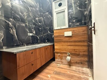 Furnished Amenities in 3 BHK Builder Floor at Sushant Lok 3, Sector 57 – for Sale