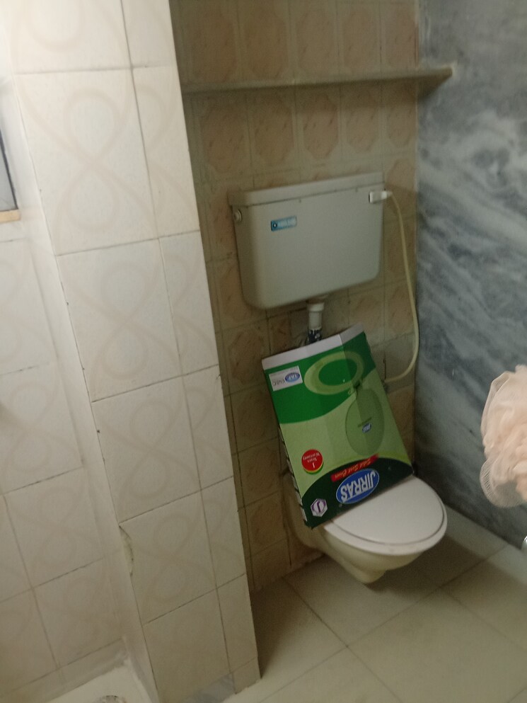 undefined, royal-tower-chs-ltd 2 Bedroom 900 Sq.Ft. Apartment In Borivali West Mumbai 8061242