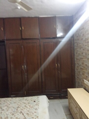 Furnished Amenities in 2 BHK Apartment at Royal Tower CHS Ltd, Borivali West – for Rent