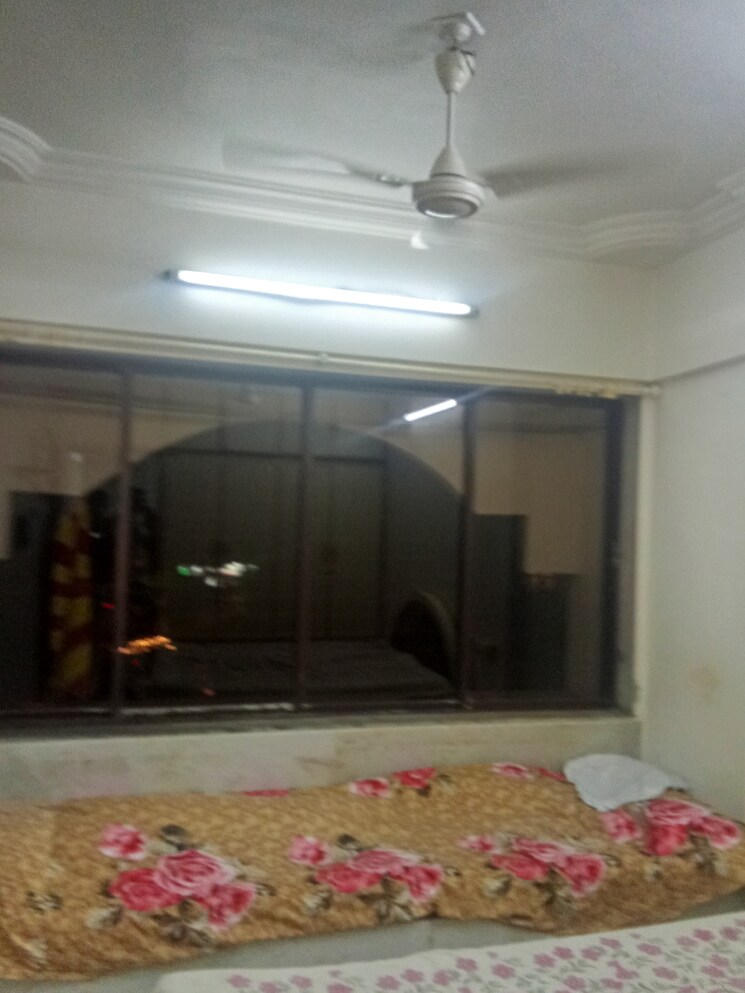 Bedroom, royal-tower-chs-ltd 2 Bedroom 900 Sq.Ft. Apartment In Borivali West Mumbai 8061242