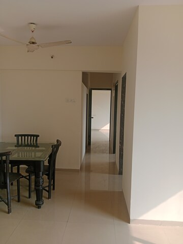 Room in 2 BHK Apartment at Nahar Cayenne, Powai – for Sale