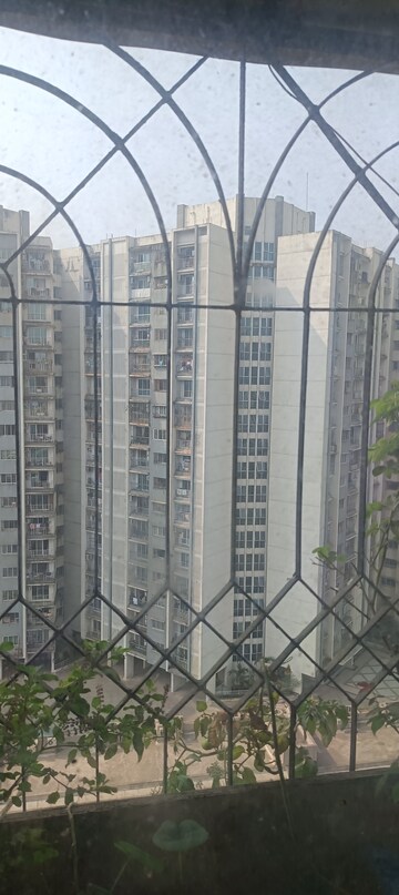 2 BHK Apartment – Exterior View View at Crimson Tower, Kandivali East - for Rent