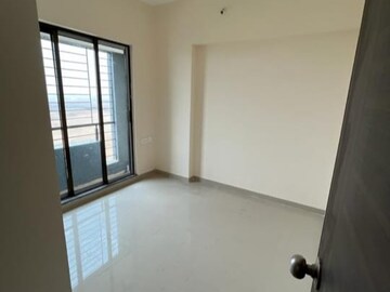 Room in 1 BHK Apartment at Bhoomi Acropolis, Virar West – for Rent