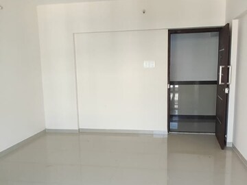Room in 1 BHK Apartment at Bhoomi Acropolis, Virar West – for Rent