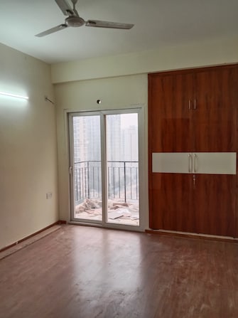 2 BHK Apartment For Rent in Amrapali Dream Valley Tech Zone 4 Greater Noida Greater Noida  8061353