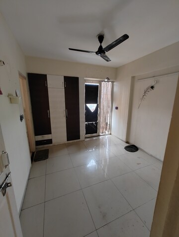 Bathroom in 2 BHK Apartment at Wave Dream Homes, Wave City – for Rent