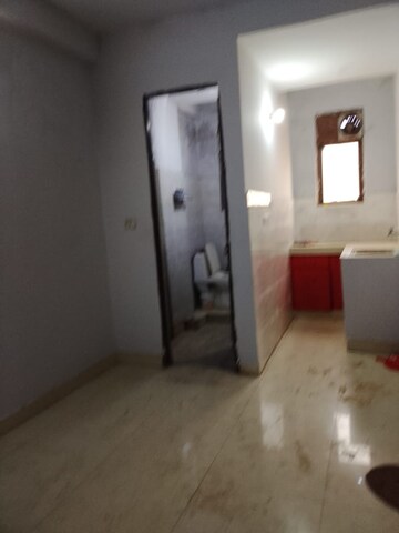Room in 1 BHK Builder Floor at Saket – for Rent