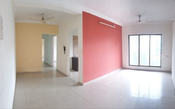 Room in 2 BHK Apartment at Runwal Heights, Mulund West – for Sale