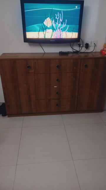 Furnished Amenities in 2 BHK Apartment at Signature Global Synera, Sector 81 – for Rent